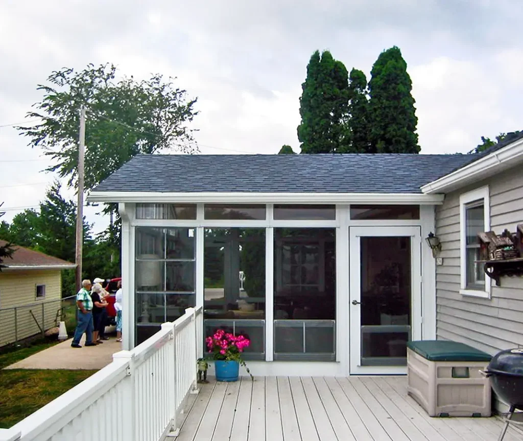 3-season-vinyl-sunroom-model-200-11