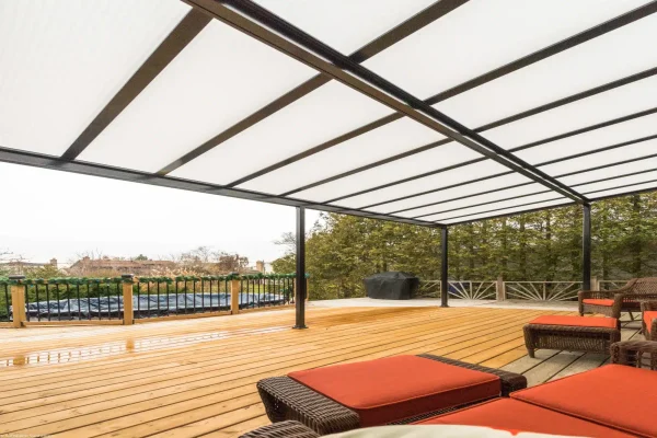 10 Benefits of Adding a Glass Sunroom to Your Home